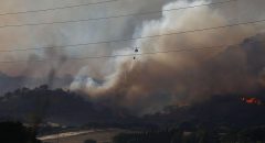 El incendio forestal de Córdoba se reactiva y desarrolla una carrera ascendente