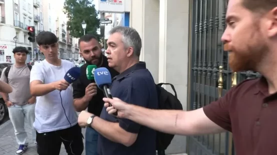 El juez envía a prisión sin fianza a Santos Cerdán ante su específico papel en la trama