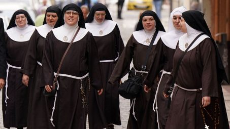 El juicio por el desahucio de las exmonjas de Belorado queda visto para sentencia