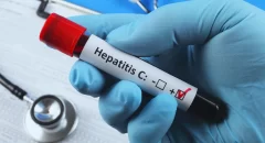 España, a falta de un impulso final para ser el primer país en eliminar la hepatitis C