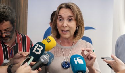 Conferencia Política del PP de Ibiza junto a la presidenta regional y del PP de Baleares, Marga Prohens.