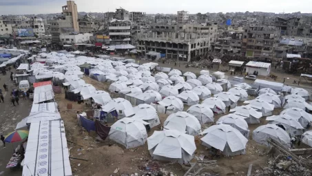 Hamás dice que Israel busca blanquear su imagen tras reanudar el envío de ayuda por aire