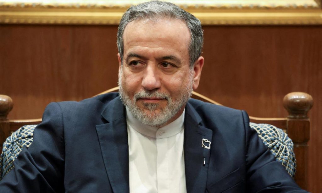 Irán pide a EE.UU. una solución nuclear negociada y se muestra abierto a inspecciones