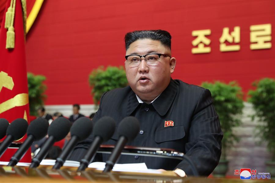 Pionyang pide reforzar lealtad a Kim Jong-un tras aniversario de la muerte de su fundador