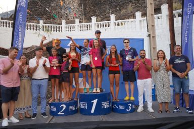 Pódium masculino y femenino general