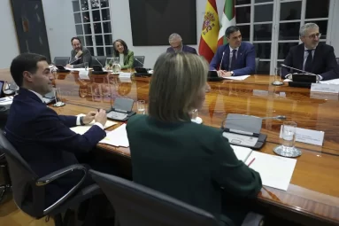 Prestaciones no contributivas y de paro, a debate en la comisión bilateral Euskadi-Estado