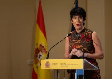Sáiz trabajará para evitar que los que quieren echar a 8 millones de inmigrantes