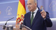 Feijóo pide a Tellado que hable con los socios de Sánchez para ver si mantienen su apoyo