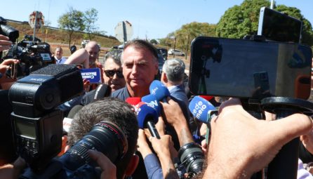 Brasília (DF), 18/07 /2025  - Bolsonaro fala a imprensa após colocar  tornozeleira na Secretaria de Administração Penitenciária do Distrito Federal. Foto Antônio Cruz / Agência Brasil