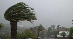El viento amainará este lunes al mediodía en Canarias, donde podría llover débilmente