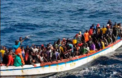 A la baja la llegada de inmigrantes irregulares a Canarias pero sube en el resto de España