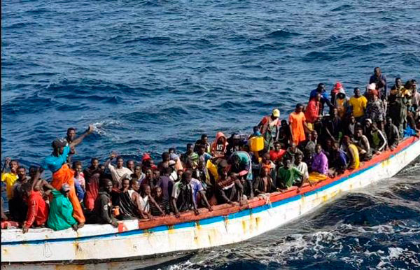 A la baja la llegada de inmigrantes irregulares a Canarias pero sube en el resto de España