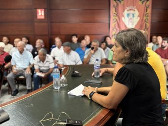 Charla informativa sobre la filoxera en Santa Úrsula (2)