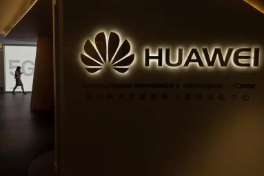 El Gobierno defiende los contratos cerrados con Huawei entre crecientes críticas del PP
