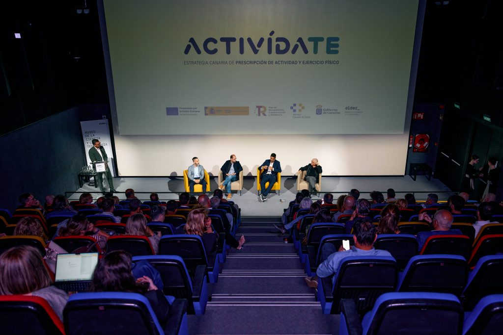FOTO. Mesa redonda técnica en la presentación de ACTIVÍDATE en el Museo Elder
