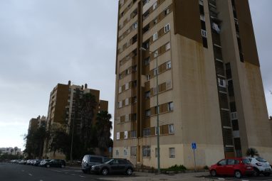 La Junta de Gobierno aprueba una subvención para la rehabilitación de 446 viviendas en Jinámar 2