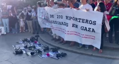 Más de 200 periodistas denuncian en Pamplona la «masacre» contra la prensa en Palestina