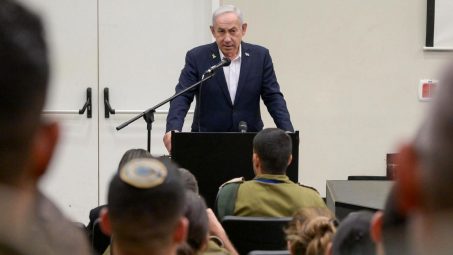 Netanyahu acusa a Hamás de no querer un acuerdo tras la publicación de vídeo de rehenes