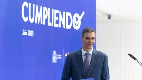 PP y Podemos critican al Gobierno tras la multa de la UE sobre los permisos parentales
