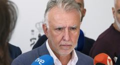 Torres confirma que 10 menores solicitantes de asilo vuelan a la Península desde Canarias