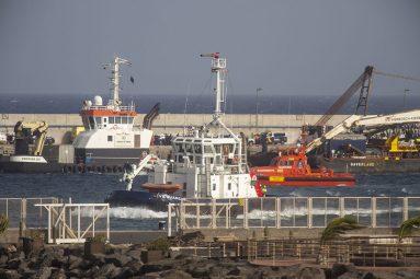 Una jueza decreta la puesta en libertad de los polizones del buque que atracó en Lanzarote