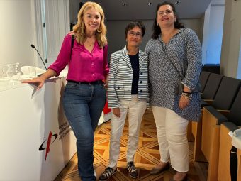 2. de izda a dcha, Isabel Guerra, Lorena López de Lacalle (ALE) y Celeste López. 10 septiembre 2025