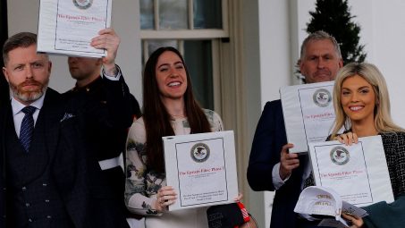 Cámara de representantes de EE.UU. publica más de 33.000 páginas del caso Epstein