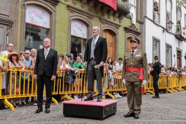 Cerca de 300.000 personas acuden a Teror con motivo de la festividad de la Virgen del Pino