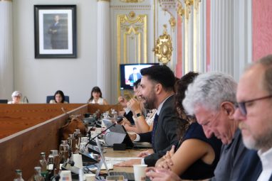 El Ayuntamiento aprueba la ampliación de 5 a 8 años del contrato para el servicio de recogida de residuos