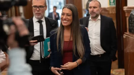 Junts confirma a Trabajo que mantiene su veto a la reducción de jornada